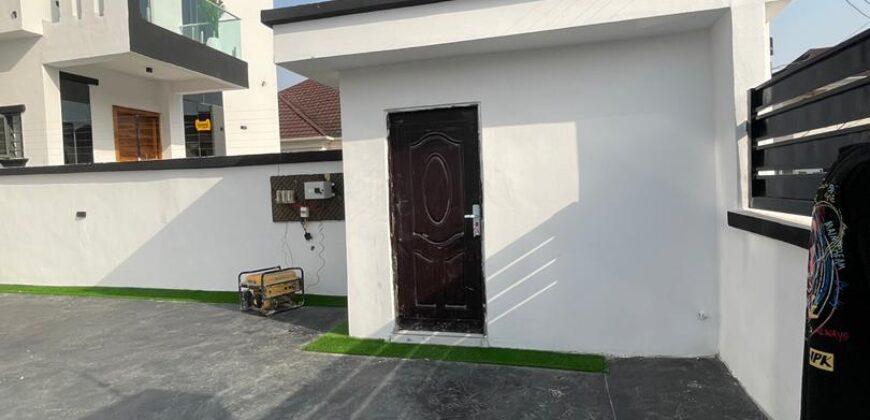 5 Bedroom Fully Detached Duplex House